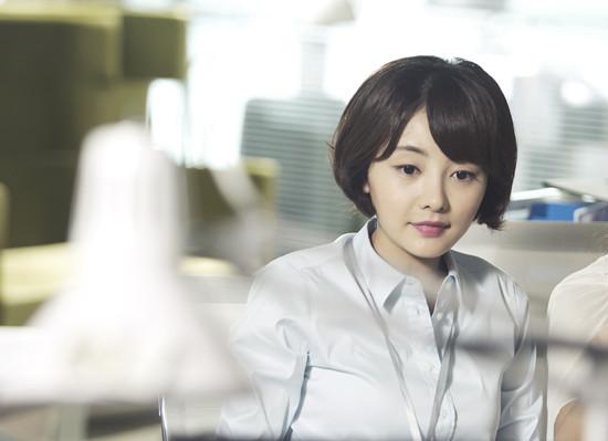 《我是杜拉拉》开播 吴昱瑶首度走出象牙塔