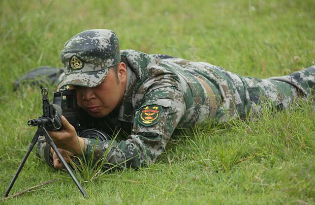 《男子汉》开启侦察兵训练 杜海涛遭批一塌糊涂