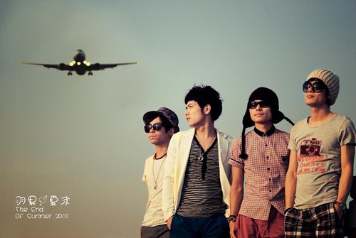 av大久保,羽果乐队