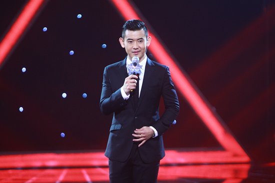 全能星战明日奏响号角 <em>李响</em>挑战全能主持人_