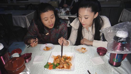 《好歹一家人》伙食太好 傅冲崇尚素食开小灶