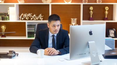 邵兵《麻辣变形计》 演绎“别家男人”引热议