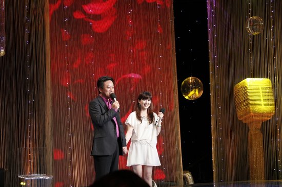 孟庭苇作客央视艺术人生 与节目生日同一天