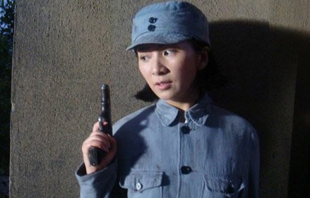 刘庭羽《黑狐》剧照