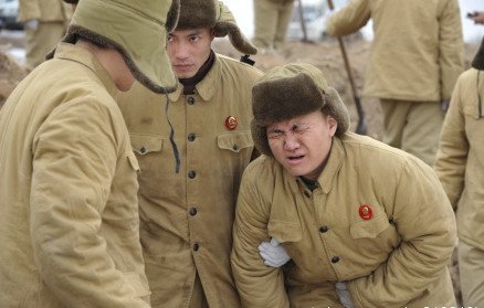 刘潇潇《兵团》变愤怒青年 反派演技引关注