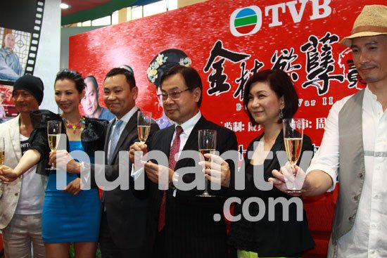 上视节TVB抢风头成主场 高层帮艺人内地选剧