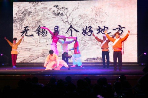 《唐伯虎点秋香》无锡首演 肢体舞台剧带来惊喜