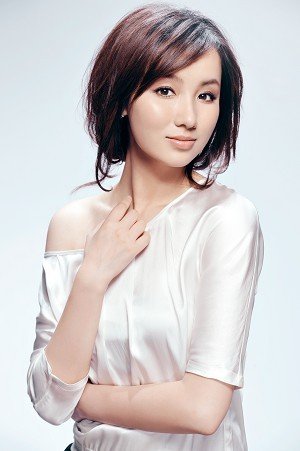 吕一主演《后宫》演技获好评 新戏赶拍奔波不断