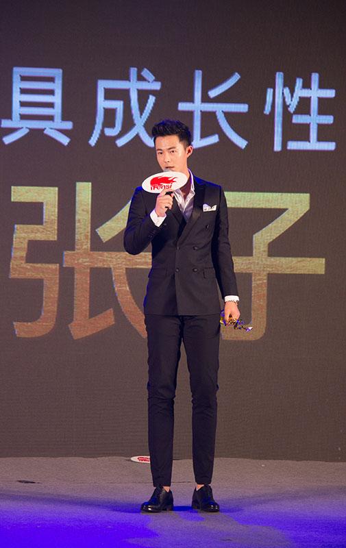 张子文最具影响力盛典获奖  感谢粉丝一路相伴