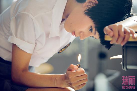 张予曦《青春未央》重返校园 短发痞女迷失青春