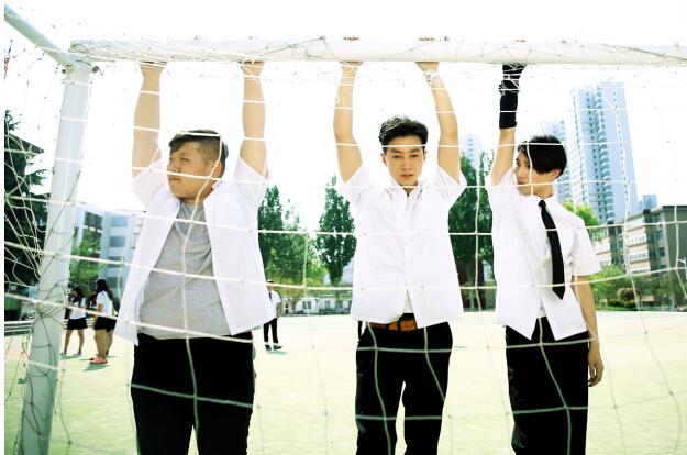 《我的同桌是极品》将上映 不一样的爆笑青春