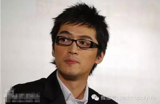 胡歌人生低谷撰写专栏 每个字都充满挣扎和希望