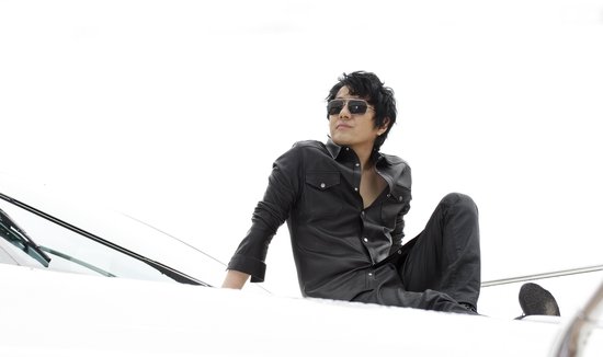 郑钧犀利点评《中国最强音》 光大嗓门远远不