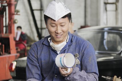 《兄弟车行》里找回忆 房子斌对老物件爱不释