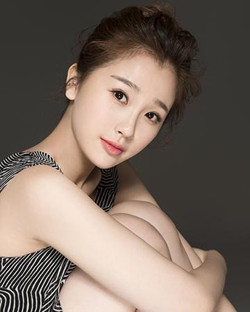 《军师联盟》热拍 虞书欣李晨上演对手戏