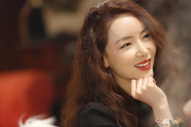 《想明白了再结婚》开播 叶一云演绎极品拜金女