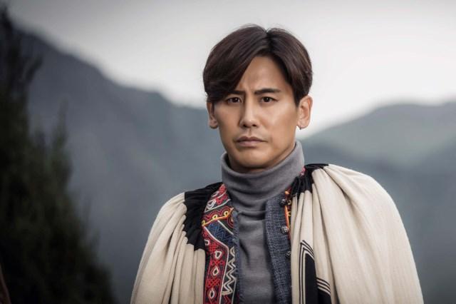 于晓光盛装领衔《索玛花开》 彝族小伙精致诱人