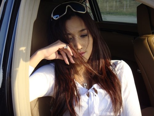 性感美女苏素&ldquo;变身&rdquo;特工 大秀冷艳风情(图)