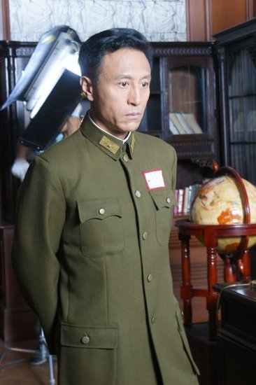 王洛勇上海拍《连环套》 不忘参与上戏教材评选