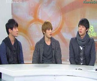 JYJ诉说与SM公司纠葛 称“身处隧道见不到光”