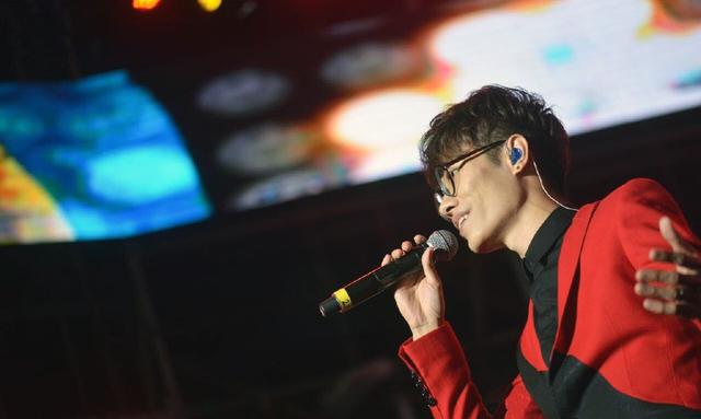 星光熠熠齐聚唐山 邓紫棋李行亮温暖献唱