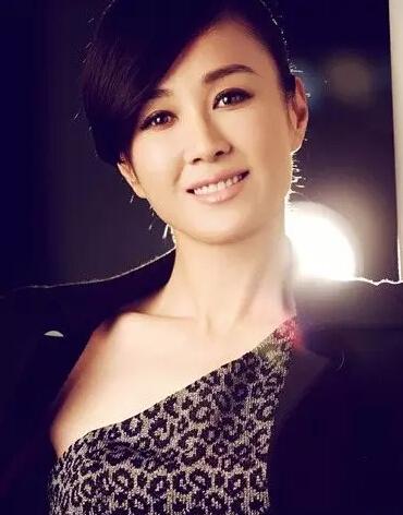 傅艺伟被抓,不是朝阳群众神是明星无自律