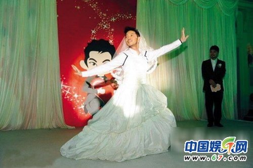 沙溢  微博  男扮女装
