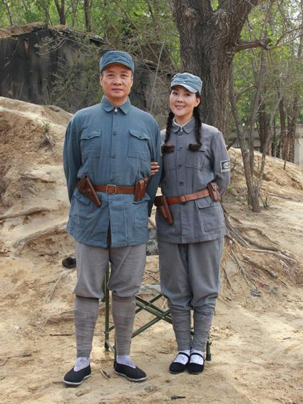 阎维文褚海辰拍MV 献礼反法西斯胜利70周年