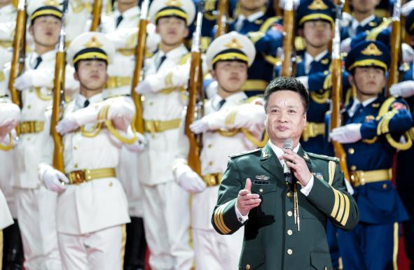 强军战歌歌词简谱_强军战歌简谱(5)
