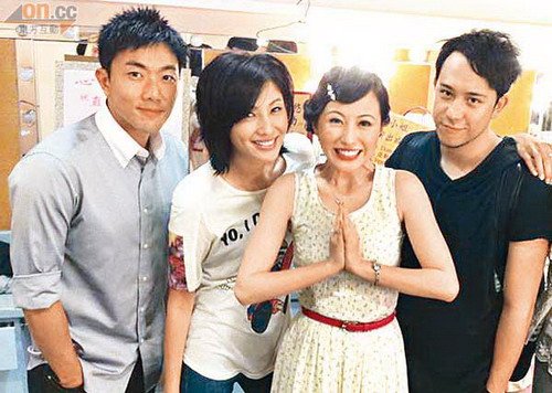 刘心悠主演舞台剧开锣 紧张过度脚抖失眠