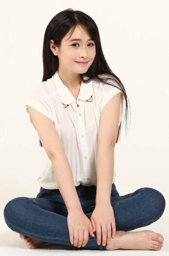 惊悚片《通灵绘本》热映 小杨幂挑战禁忌话题