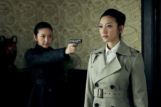 《蝴蝶行动》北京开播 唐一菲婚后首亮相