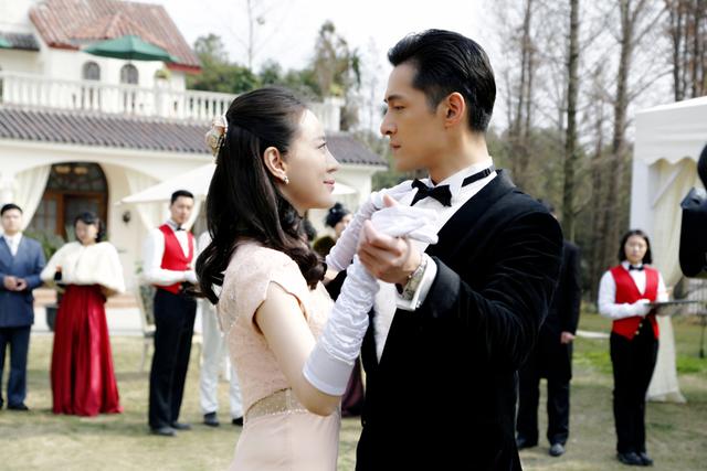 王乐君搭胡歌压力山大 赞 蓝盆友外冷内热