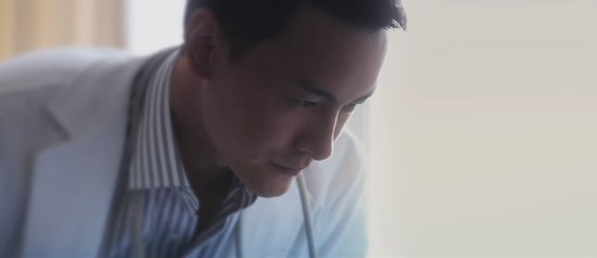 《时间档案馆》郑元畅再饰医生 演技大涨显成熟