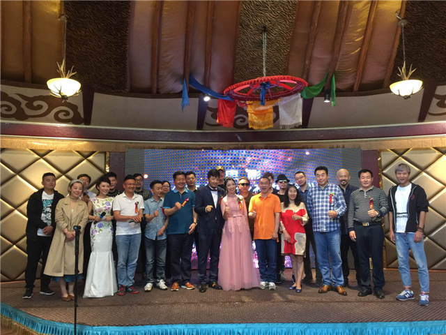 谢苗出演《血战敖伦布拉格》 额尔古纳乐队助阵