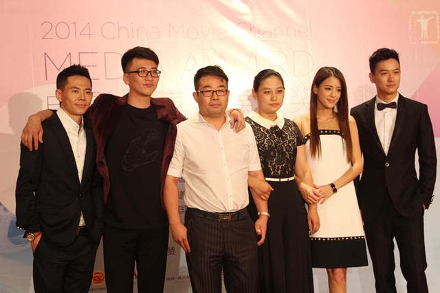 《0.5的爱情》上影节首秀 主创献歌发纪念海报