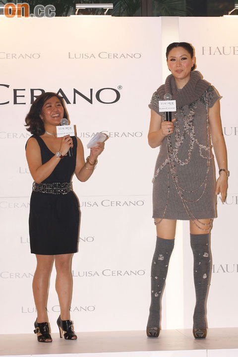 琦琦高贵亮相 称将把独一无二婚纱送女儿(图)_娱乐_腾讯网