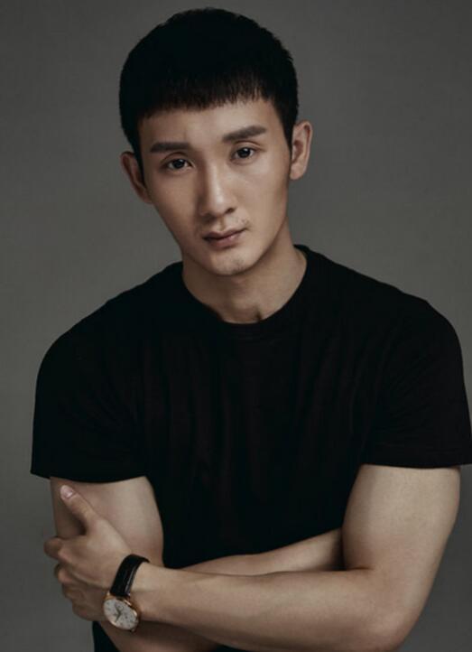 电影《危城》破亿告捷 刘挺亮相普城