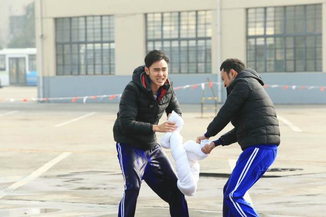 《了不起的挑战》洗车小能手 阮经天大战显身手