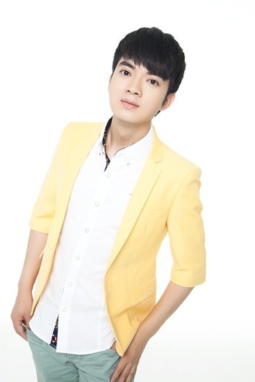 《像风一样行走》讲述都市白领 刘孟哲唱主题曲