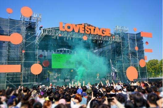 2017草莓音乐节江城余温尚存 魔都站蓄势待发