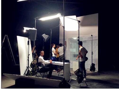 《深圳故事之无关风月》杀青 聚焦“深漂”话题