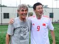 郝海东回应与米卢结怨 联手执教《中国足球梦》