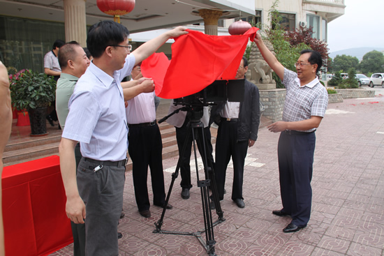 中国版《亡命天涯》开机 望成低成本中经典影片