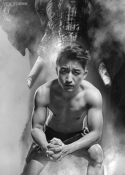 邹市明反盗猎 携手有宠打出“非同反响”第一拳