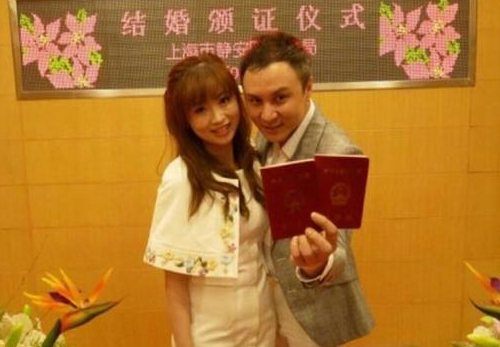 表弟暑假来我家住续集 妻子交换后上瘾了 (七)_魔酷 ...
