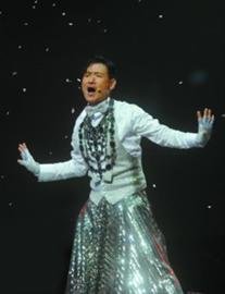 张学友歌神称号实至名归 3小时舞台秀看晕歌迷