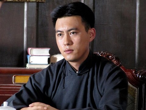 《忠诚与背叛》上映 王骏毅演蔡和森追求神似