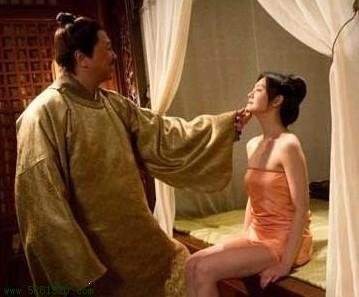 女星为床戏艺术大尺献身 陈坤与赵薇周迅轮流