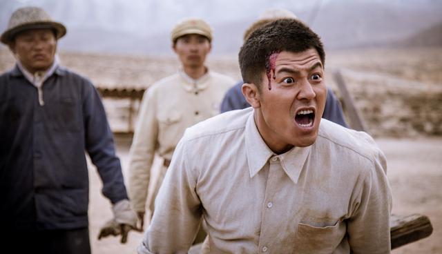 《共和国血脉》曝剧照 王铮呆萌温和魅力十足